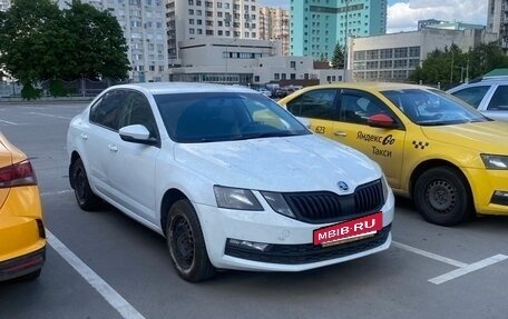 Skoda Octavia, 2019 год, 920 000 рублей, 3 фотография
