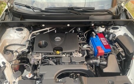 Toyota RAV4, 2022 год, 3 800 000 рублей, 7 фотография