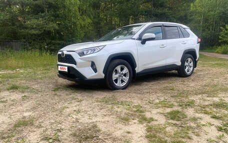 Toyota RAV4, 2022 год, 3 800 000 рублей, 16 фотография