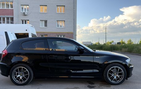 BMW 1 серия, 2011 год, 900 000 рублей, 5 фотография