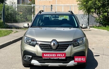 Renault Logan II, 2020 год, 1 120 000 рублей, 2 фотография