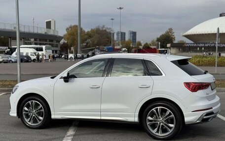 Audi Q3, 2021 год, 2 125 000 рублей, 8 фотография
