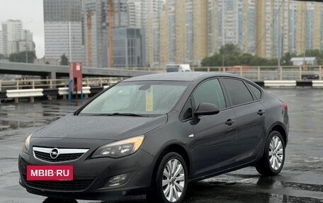 Opel Astra J, 2013 год, 650 000 рублей, 2 фотография