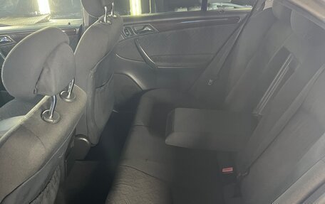 Mercedes-Benz C-Класс, 2001 год, 440 000 рублей, 11 фотография