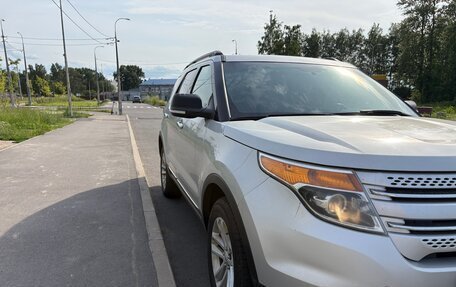 Ford Explorer VI, 2015 год, 1 400 000 рублей, 3 фотография