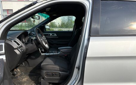 Ford Explorer VI, 2015 год, 1 400 000 рублей, 11 фотография