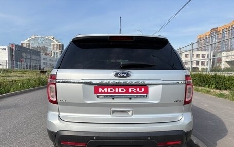 Ford Explorer VI, 2015 год, 1 400 000 рублей, 2 фотография