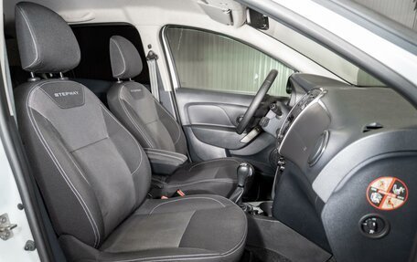 Renault Sandero II рестайлинг, 2021 год, 1 460 000 рублей, 12 фотография