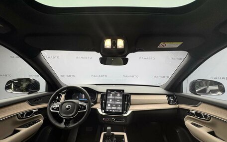 Volvo XC90 II рестайлинг, 2025 год, 9 500 000 рублей, 11 фотография