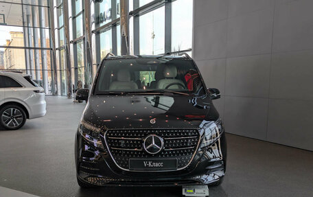 Mercedes-Benz V-Класс, 2024 год, 17 390 000 рублей, 2 фотография