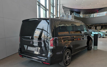 Mercedes-Benz V-Класс, 2024 год, 17 390 000 рублей, 4 фотография