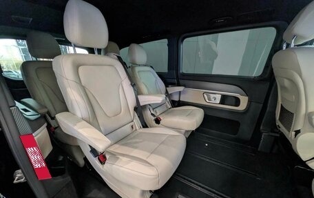 Mercedes-Benz V-Класс, 2024 год, 17 390 000 рублей, 11 фотография