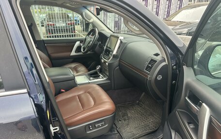 Toyota Land Cruiser 200, 2016 год, 5 999 000 рублей, 6 фотография