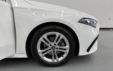 Mercedes-Benz A-Класс, 2023 год, 1 999 999 рублей, 20 фотография