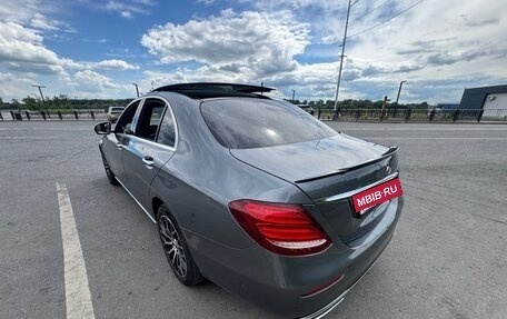 Mercedes-Benz E-Класс, 2017 год, 2 300 000 рублей, 20 фотография
