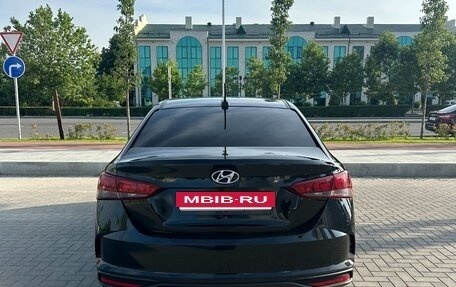 Hyundai Solaris II рестайлинг, 2021 год, 1 580 000 рублей, 4 фотография
