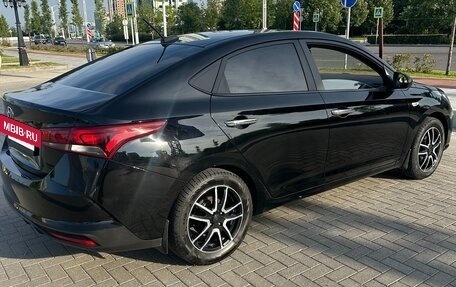 Hyundai Solaris II рестайлинг, 2021 год, 1 580 000 рублей, 5 фотография