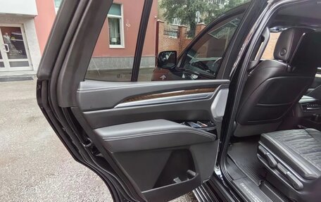 Cadillac Escalade V, 2025 год, 17 300 000 рублей, 16 фотография