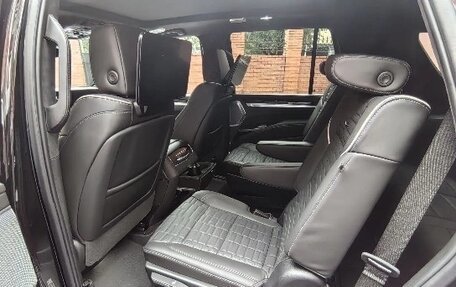 Cadillac Escalade V, 2025 год, 17 300 000 рублей, 25 фотография