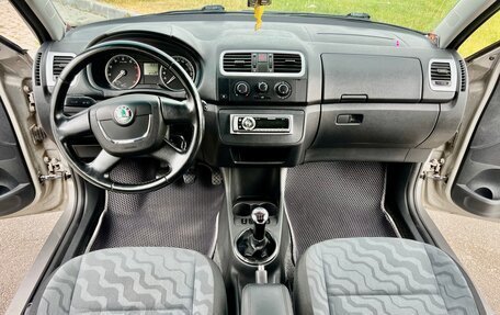 Skoda Fabia II, 2008 год, 350 000 рублей, 10 фотография