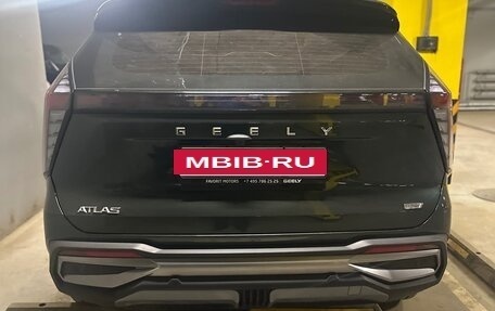 Geely Atlas, 2024 год, 3 000 000 рублей, 3 фотография