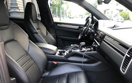 Porsche Cayenne III, 2018 год, 7 100 000 рублей, 17 фотография