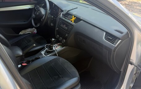 Skoda Octavia, 2013 год, 1 500 000 рублей, 19 фотография