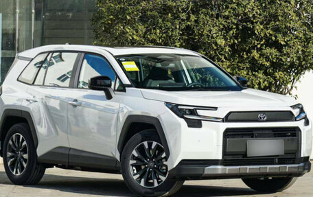 Toyota RAV4, 2026 год, 4 500 000 рублей, 3 фотография