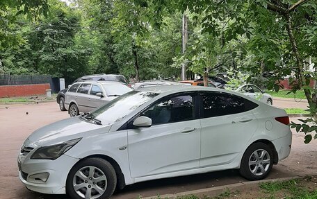 Hyundai Solaris II рестайлинг, 2016 год, 500 000 рублей, 5 фотография