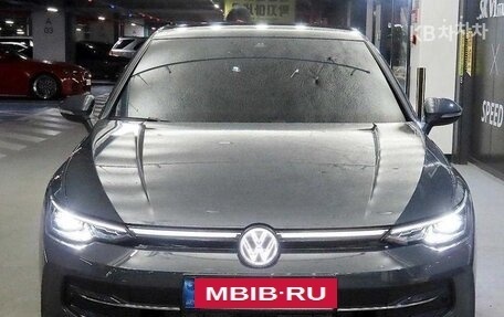 Volkswagen Golf VIII, 2025 год, 2 680 000 рублей, 2 фотография