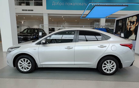Hyundai Solaris II рестайлинг, 2018 год, 1 334 000 рублей, 8 фотография