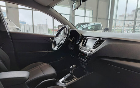 Hyundai Solaris II рестайлинг, 2018 год, 1 334 000 рублей, 11 фотография