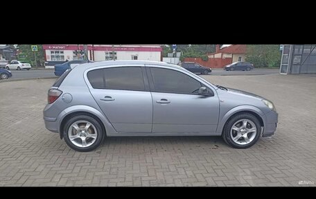 Opel Astra H, 2004 год, 425 000 рублей, 2 фотография