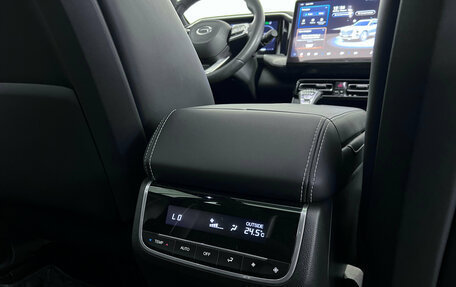GAC GS8, 2023 год, 3 335 000 рублей, 18 фотография