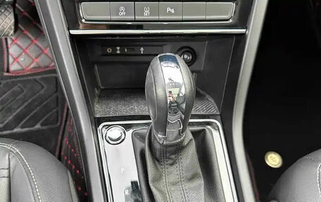 Volkswagen Touran III, 2022 год, 1 317 000 рублей, 12 фотография