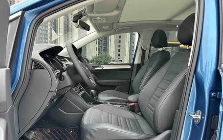 Volkswagen Touran III, 2022 год, 1 317 000 рублей, 9 фотография
