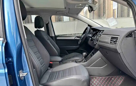 Volkswagen Touran III, 2022 год, 1 317 000 рублей, 13 фотография