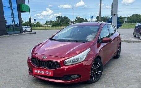KIA cee'd III, 2013 год, 695 000 рублей, 1 фотография