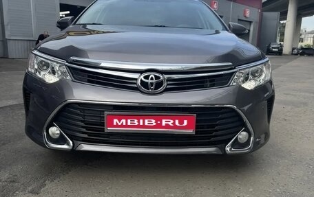 Toyota Camry, 2015 год, 2 100 000 рублей, 1 фотография
