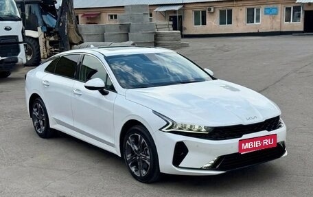 KIA K5, 2022 год, 2 220 000 рублей, 1 фотография
