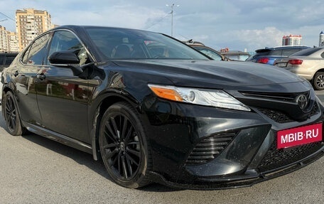 Toyota Camry, 2020 год, 2 800 000 рублей, 3 фотография