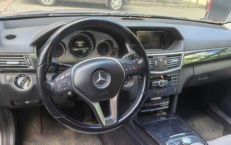 Mercedes-Benz E-Класс, 2012 год, 1 500 000 рублей, 6 фотография