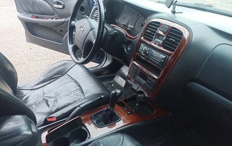 Hyundai Sonata IV рестайлинг, 2006 год, 230 000 рублей, 5 фотография