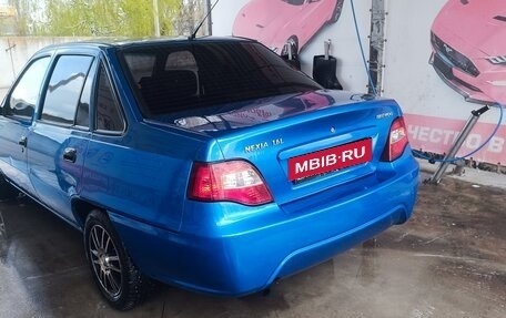 Daewoo Nexia I рестайлинг, 2010 год, 200 000 рублей, 3 фотография