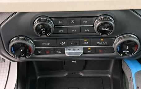 Ford Bronco, 2022 год, 5 450 000 рублей, 6 фотография
