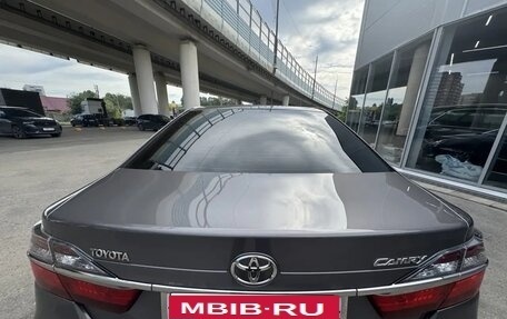Toyota Camry, 2015 год, 2 100 000 рублей, 2 фотография