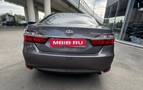 Toyota Camry, 2015 год, 2 100 000 рублей, 8 фотография
