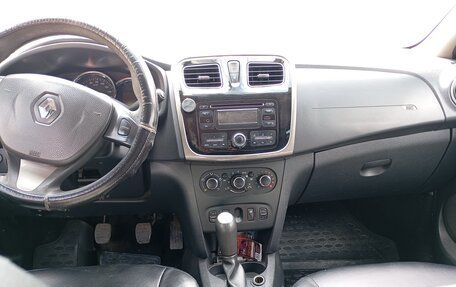 Renault Logan II, 2015 год, 440 000 рублей, 9 фотография