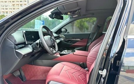 BMW 5 серия, 2025 год, 6 290 032 рублей, 9 фотография