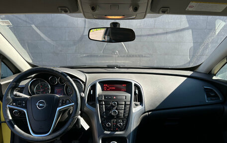 Opel Astra J, 2013 год, 990 000 рублей, 14 фотография